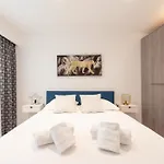 Apartman Rare! 2-br With Pools Access Private Parking *