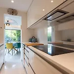 Rare! 2-br With Pools Access Private Parking Cannes