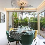 Apartman Rare! 2-br With Pools Access Private Parking Cannes
