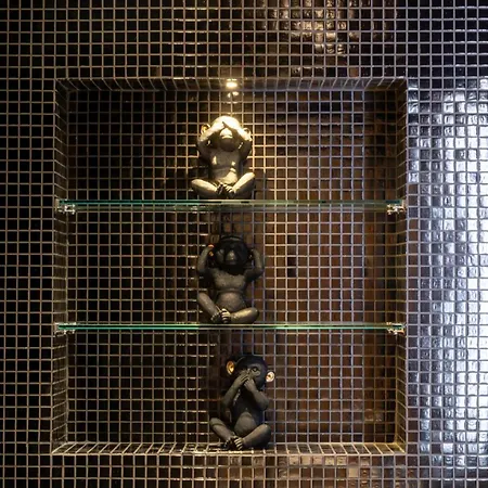 Rare! 2-br With Pools Access Private Parking *