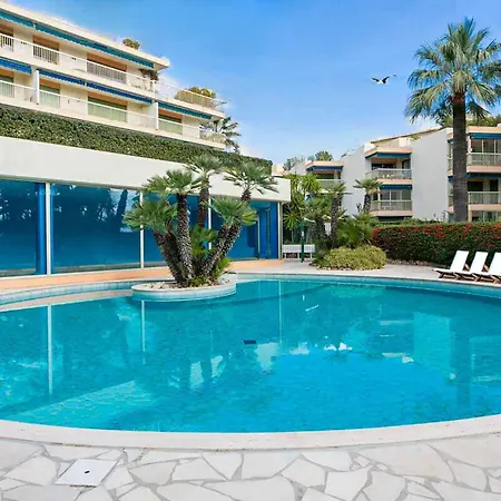 شقة Rare! 2-br With Pools Access Private Parking كان