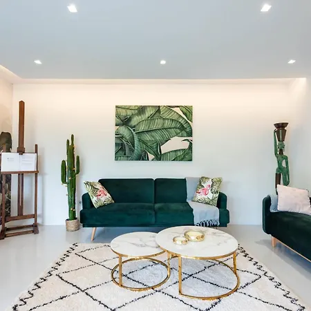 Rare! 2-br With Pools Access Private Parking Apartament Cannes